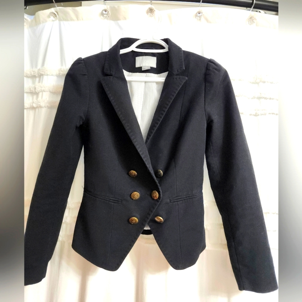 H&M Adorable Black blazer. Size 4. - Picture 1 of 8